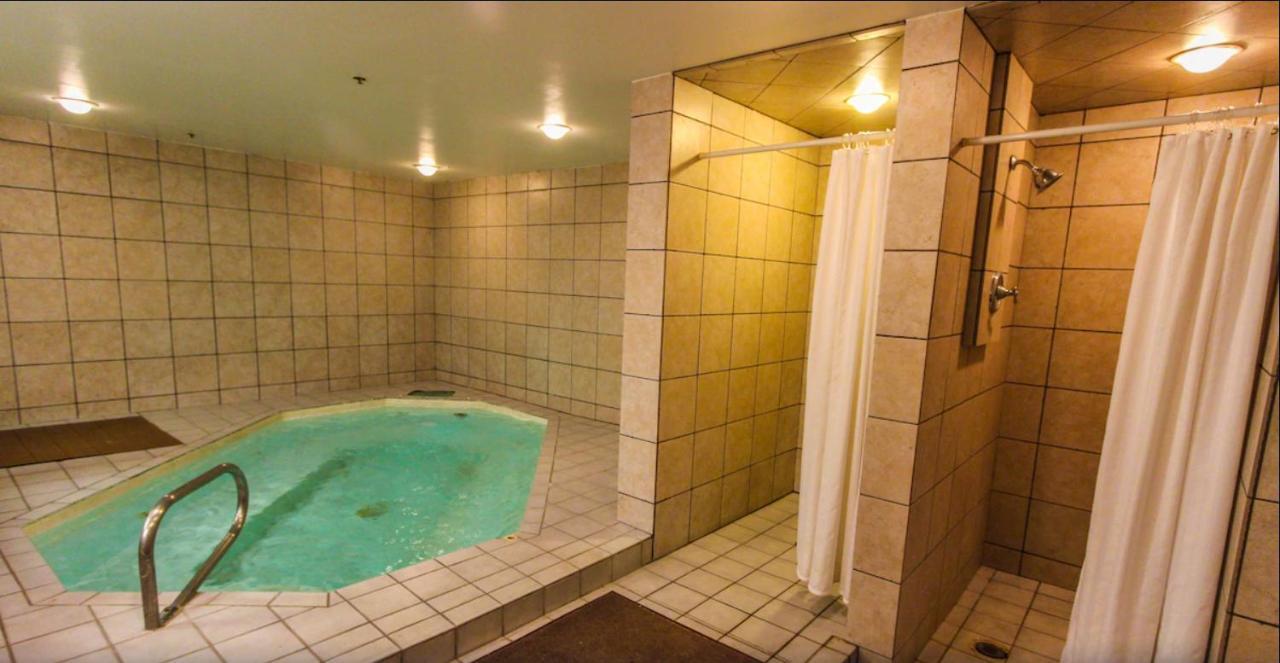 Park Hotel Condominiums 파크 시티 외부 사진