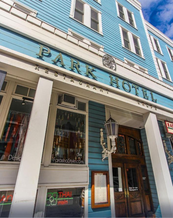 Park Hotel Condominiums 파크 시티 외부 사진